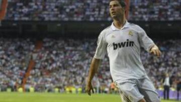 Cristiano mete menos goles pero da más