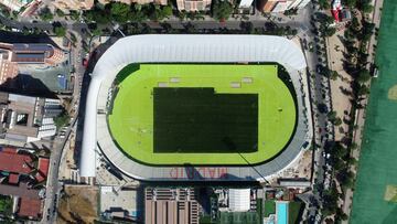 Est situado en el barrio de Chamber, Madrid. Espera la acogida de miles de aficionados tras una serie de obras de remodelacin despus de que fuera derribado en 2007. Estas son sus nuevas instalaciones.