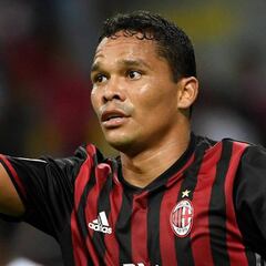 El Milan le pone precio a Bacca, la obsesión del PSG para enero