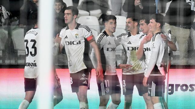 Eldense y Burgos empatan en un partido sin goles Eldense y Burgos empatan en un partido sin goles