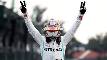 ?Es mejor el campe車n Hamilton que el dakariano Alonso?