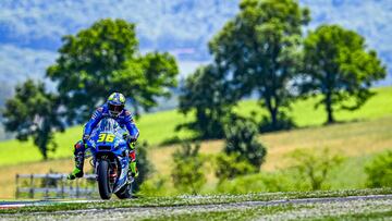 Joan Mir con la Toscana a su espalda.