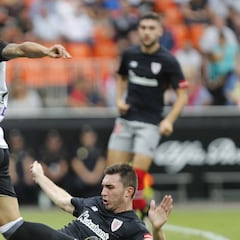 1x1 del Valencia: Rodrigo celebra "la llamada" con un partidazo