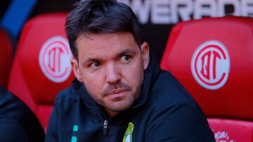 Larcamón sobre el ‘Tri’: “Es un deporte nacional pegarle al entrenador en turno”