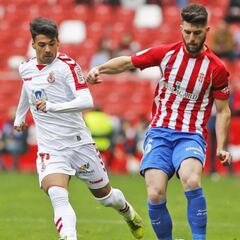 El Sporting se despide de Quini con una goleada ante la Cultural