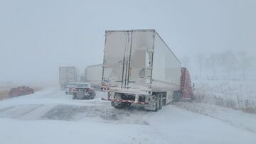 Various parts of the United States are being hit hard with snow, storms and floods, which could have a big impact on the postal service.