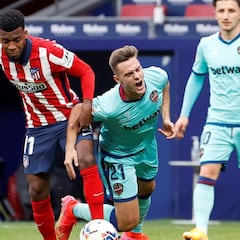 El Atlético se siente más cómodo con defensa de cuatro