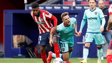 Lemar, junto a Dani Gómez en el Atlético-Levante.