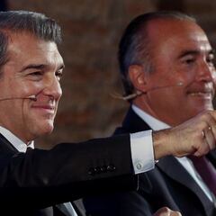 Laporta’s relaxed winner’s smile in fight for Barcelona presidency