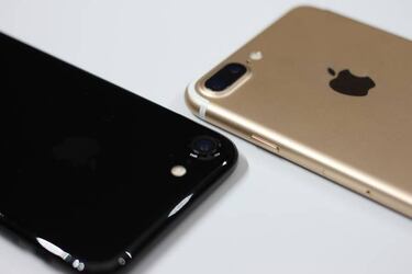 Apple patenta el diseño de un iPhone ‘plegable’