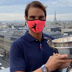 Nadal lanza su camiseta y mascarilla 'Vamos Rafa'