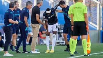 Umar Sadiq centre-forward of Real Sociedad and Nigeria injured during the LaLiga Santander match between Getafe CF and Real Sociedad at Coliseum Alfonso Perez on September 11, 2022 in Getafe, Spain. (Photo by Jose Breton/Pics Action/NurPhoto via Getty Images) lesion 
PUBLICADA 13/09/22 NA MA29 1COL  