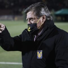 Herrera sobre distracciones defensivas: "Me ocupa concentrarnos más"