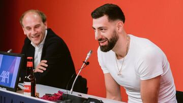 El jugador de baloncesto Toko Shengelia durante su despedida este viernes como capit&aacute;n del Kirolbet Baskonia en el pabell&oacute;n Buesa Arena de Vitoria tras seis a&ntilde;os en el club vasco