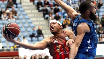 Fischer ante Agbelese