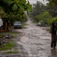 Huracán ‘’Blas’': ¿qué posibilidades hay de que se vuelva categoría 2 y qué implicaría?