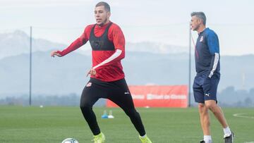 Rivera, en un entrenamiento con el Girona.