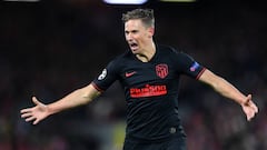 Llorente celebra el 2-2 al Liverpool que daba la eliminatoria al Atletico en Anfield. 