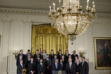 El presidente de los Estados Unidos, Barack Obama, recibió a los San Antonio Spurs como campeones de la NBA.