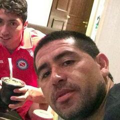 El jugador chileno que salió de la cárcel y entrenará en Argentinos