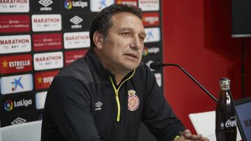 Eusebio, en una rueda de prensa con el Girona.