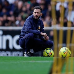 Corberán: “El Valencia hoy puede ir al mercado sin necesidad de salidas”