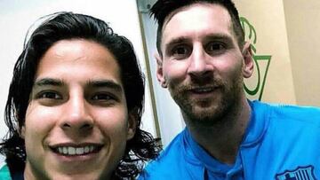 Lainez aprovecha el Betis-Bar&ccedil;a para tomarse foto con Messi