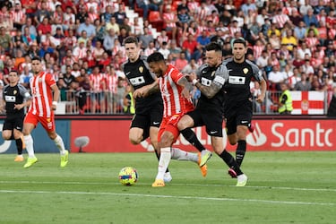 Luis Suárez: “En el mundo del fútbol no hay nada escrito”