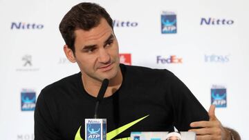 LONDON, ENGLAND - NOVEMBER 10: Roger Federer of Switzerland speaks during a press conference prior to the Nitto ATP World Tour Finals at O2 Arena on November 10, 2017 in London, England. (Photo by Julian Finney/Getty Images)