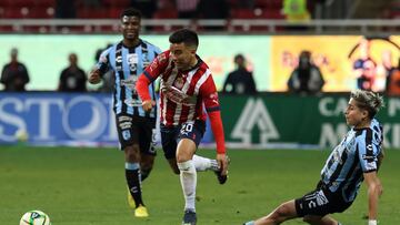 Acción del duelo entre Chivas y Querétaro