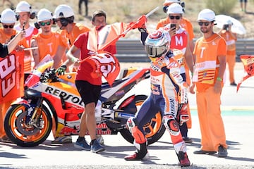 El piloto español, Marc Márquez, celebrando su victoria en el Gran Premio de Aragón del mundial de Moto GP.