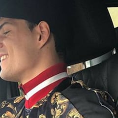 El look más extravagante del jugador del Ársenal Granit Xhaka
