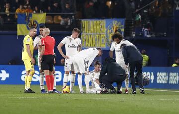 En el primer partido del año, contra el Villarreal en la primera parte. Bale se tira al césped al notar un fuerte dolor en su pierna. Tras ser atendidos por los médicos del club, finalmente no aparece tras el descanso y es sustituido por Isco. El club no emitió un parte médico informando de su lesión