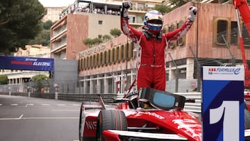 Rowland celebra su victoria en la primera carrera del doblete de la F車rmula E en M車naco.