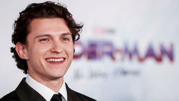 FILE PHOTO: Cast member Tom Holland attends the premiere for the film Spider-Man: No Way Home in Los Angeles, California, December 13, 2021. REUTERS/Mario Anzuoni/File Photo