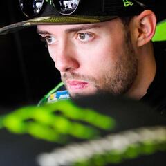 Rossi y Maverick bendicen a Folger como probador Yamaha