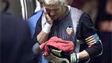 <b>PIDEN LAS IMÁGENES.</B> Los servicios federativos, por su parte, deberán facilitar el vídeo del partido y las imágenes que puedan poseer "en relación con el hecho que ha dado lugar a la iniciación de este procedimiento".