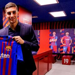 Ferran Torres será presentado este lunes en el Camp Nou