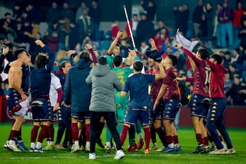 Pontevedra players celebrate Copa del Rey win against Villarreal 