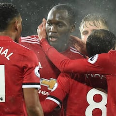 El United cumple ante el West Brom y sigue a 11 del City