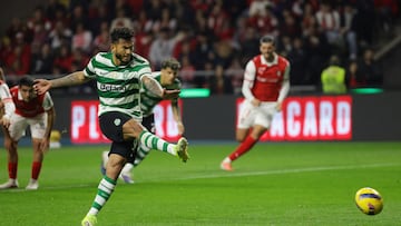 Soccer Football - Primeira Liga - S.C. Braga v Sporting CP - Estadio Municipal de Braga, Braga, Portugal - March 7, 2026 Sporting CP's Luis Suarez scores their second goal from the penalty spot REUTERS/Rita Franca
