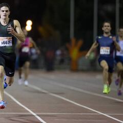 Hortelano retrasa su debut por unas pequeñas molestias