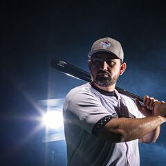 Adrián González firmó con los Mariachis de la LMB