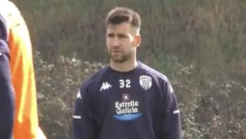 Pol Garc&iacute;a se entrena como jugador del CD Lugo.