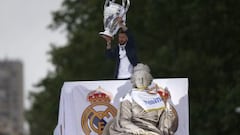 Champions League: Real Madrid's Cibeles celebrations in pictures