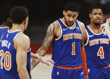 Tiene 22 años y ha estado tres en Dayton, aunque el primero no jugó porque todavía no era elegible académicamente para estar con el primer equipo. No tiene el potencial por explotar de otros, más jóvenes, pero es uno de los valores más seguros y uno de los teóricos aspirantes a Rookie del Año porque llegará ya notablemente preparado a la NBA. Quizá no vaya para superestrella, pero es una certeza y un jugador muy sólido y que hace muchas cosas en ataque. Es fuerte, juega cerca y más alejado del aro y puede encajar como ala-pívot polivalente, de mucha energía y que aportará en muchas áreas. Muy explosivo cerca del aro y gran finalizador, es una amenaza para las jugadas de pick and roll y tiene una muy valiosa combinación de corpulencia y velocidad que hace la vida difícil a sus defensores. Pero también es capaz de abrirse para lanzar después de los bloqueos. La gran duda con él es la defensa, donde puede sufrir en una NBA en la que se juega con tantos espacios como la actual.