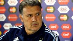 Martino: "No impediré que Larrondo juegue por Chile"