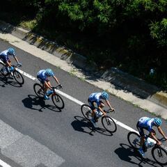 Israel retira de Burgos a un corredor en contacto con un positivo por COVID-19