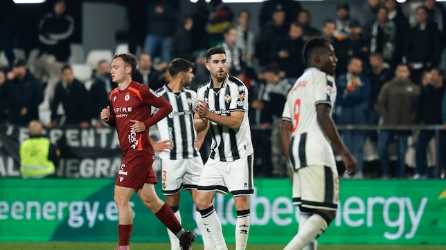 El Castellón sella la permanencia virtual y aspira a seguir peleando por el ascenso