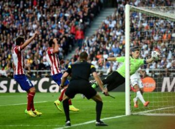 Gol de Godín. 0-1. / Shaun Botterill (Getty Images) 